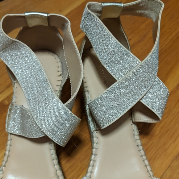 Tommy Wedges - Picture 3 of 5